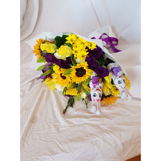 Easter bunnies in the Garden bouquet - Heidelberg Online Florist