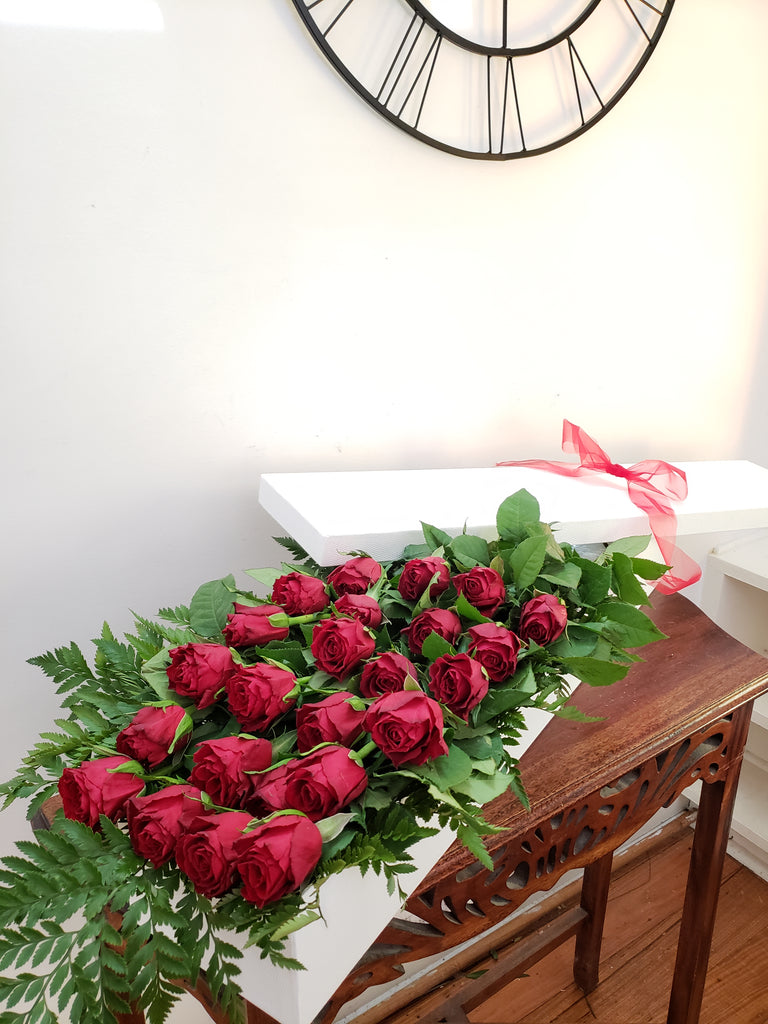 VALENTINES - UNFORGETTABLE 24 Rose Gift Box - Heidelberg Online Florist