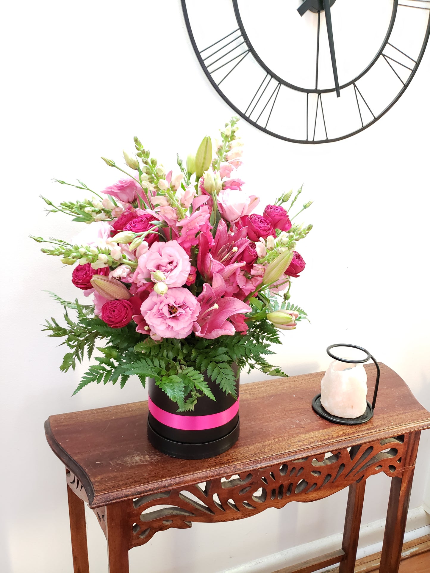 BLACK FLOWER HATBOX  - Pictured is Standard size - Heidelberg Online Florist