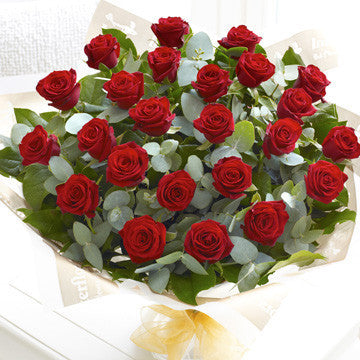 24 Long Stemmed Rose Bouquet - Heidelberg Online Florist